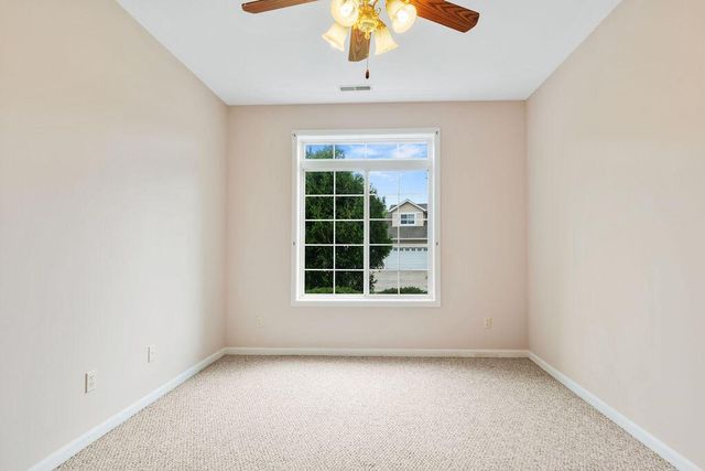 W398N5953 Autumn Woods DRIVE, Oconomowoc, WI 53066