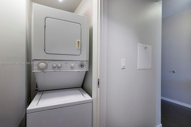 220 21st St 303, Miami Beach, FL 33139