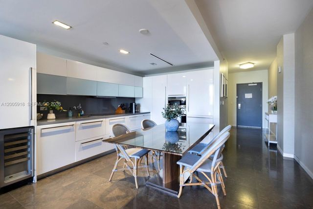 220 21st St 303, Miami Beach, FL 33139