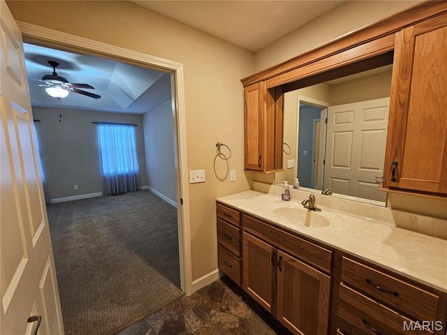 601 Elizabeth Drive, Litchfield, IL 62056