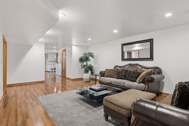 21527 Homestead Trail, Corcoran, MN 55340