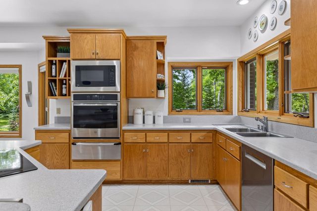 21527 Homestead Trail, Corcoran, MN 55340