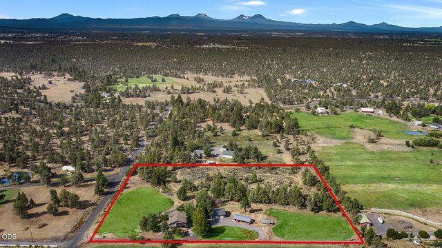 64160 Pioneer Loop, Bend, OR 97701