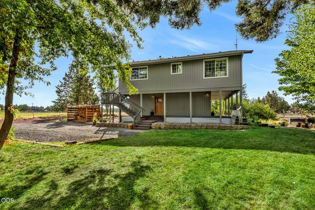 64160 Pioneer Loop, Bend, OR 97701