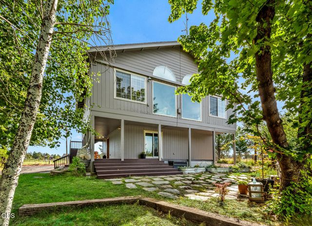 64160 Pioneer Loop, Bend, OR 97701