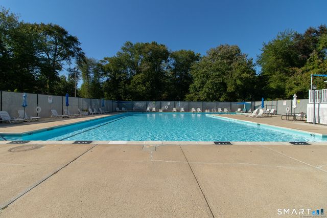 103 Peddlars Drive 103, Branford, CT 06405