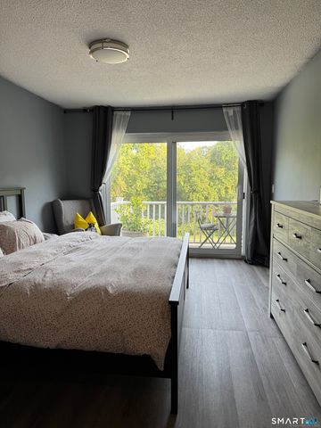 103 Peddlars Drive 103, Branford, CT 06405