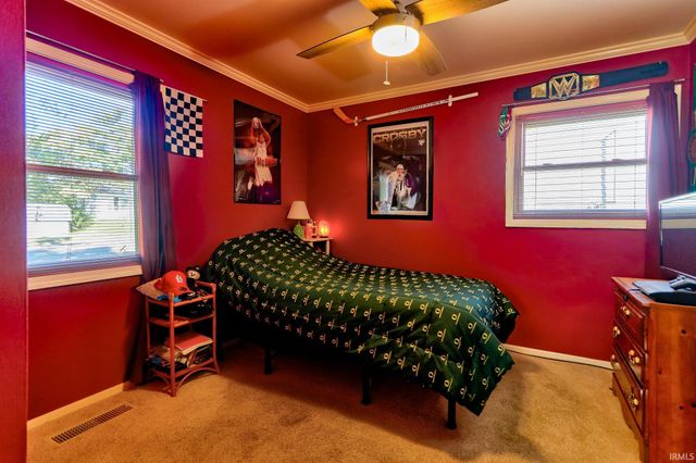 413 North Park Drive, Evansville, IN 47710