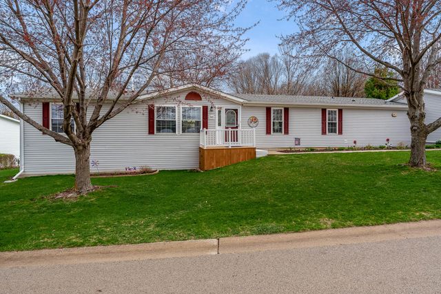 8401 TAMARACK Drive, Machesney Park, IL 61115