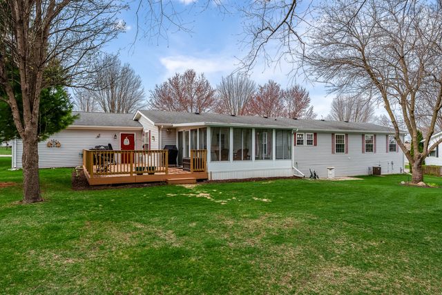 8401 TAMARACK Drive, Machesney Park, IL 61115