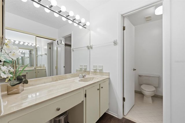 2915 CLUBVIEW DRIVE U4, Orlando, FL 32822