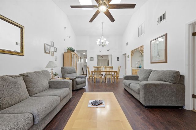 2915 CLUBVIEW DRIVE U4, Orlando, FL 32822