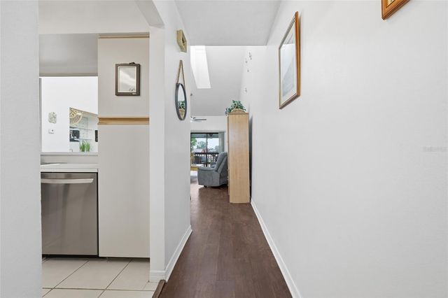 2915 CLUBVIEW DRIVE U4, Orlando, FL 32822