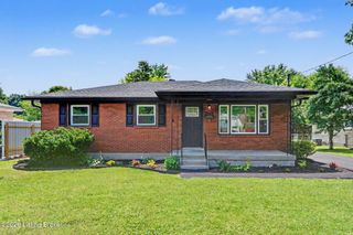 2412 Waco Ct, Louisville, KY 40216