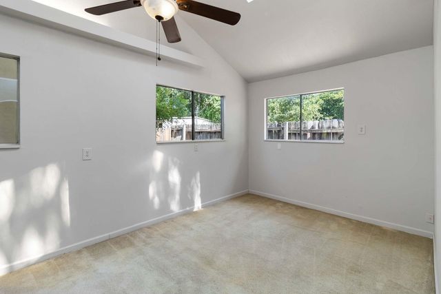 105 Jones ST, Bastrop, TX 78602