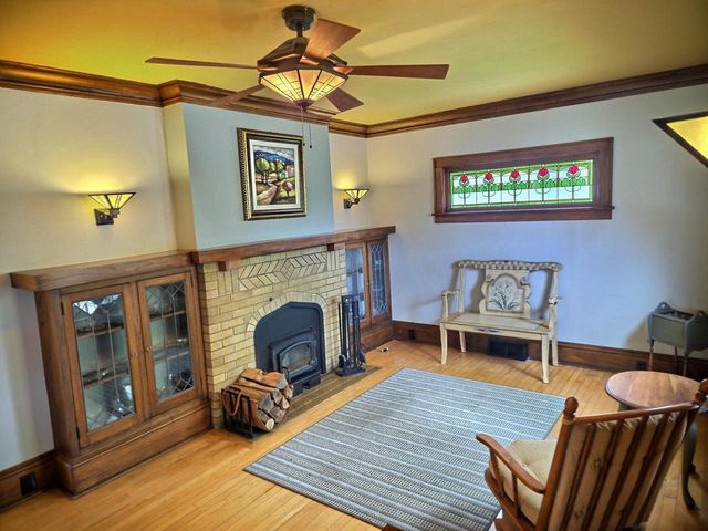 1513 N MAIN STREET, Oshkosh, WI 54901