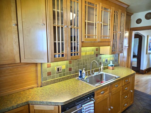 1513 N MAIN STREET, Oshkosh, WI 54901