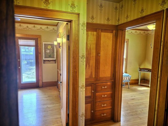1513 N MAIN STREET, Oshkosh, WI 54901