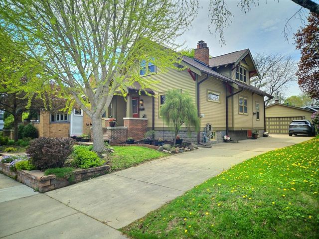 1513 N MAIN STREET, Oshkosh, WI 54901