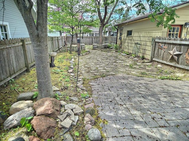 1513 N MAIN STREET, Oshkosh, WI 54901