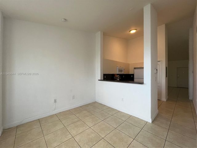 2551 SE 16th Ter 204, Homestead, FL 33035