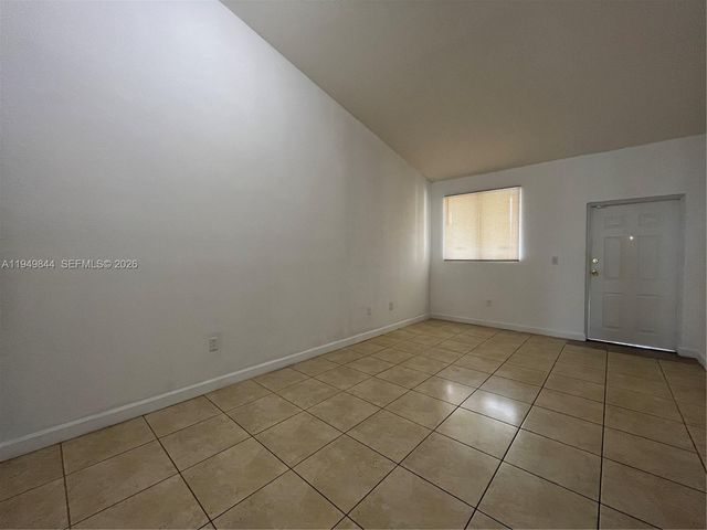 2551 SE 16th Ter 204, Homestead, FL 33035