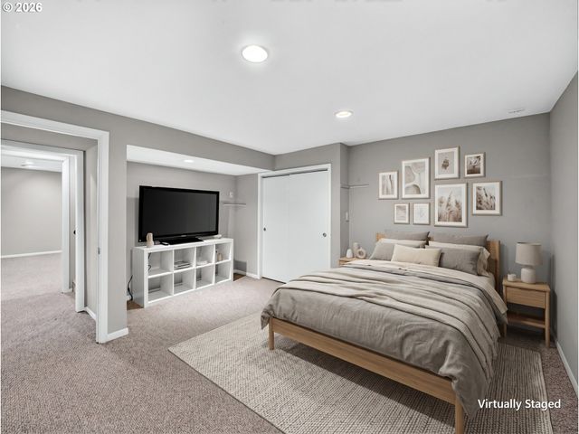 17701 OVERLOOK Cir, Lake Oswego, OR 97034
