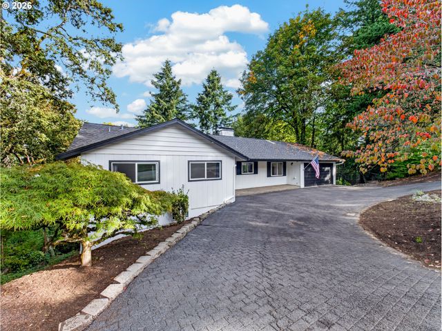 17701 OVERLOOK Cir, Lake Oswego, OR 97034