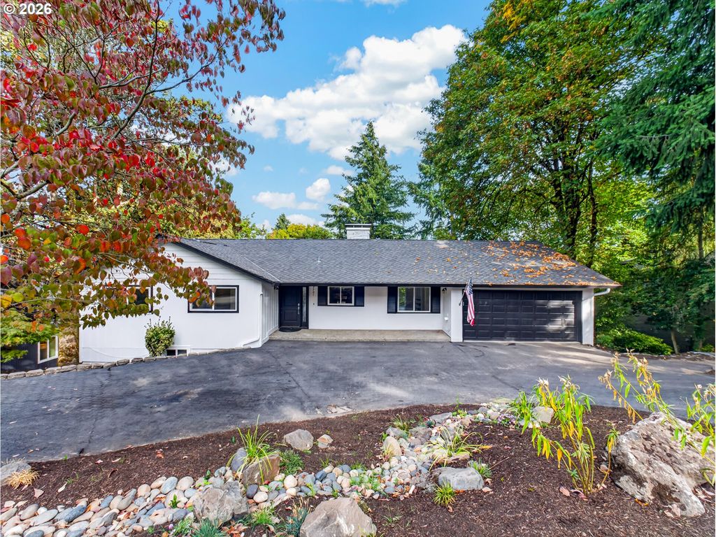 17701 OVERLOOK Cir, Lake Oswego, OR 97034