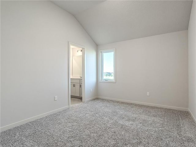 9292 Zarda Drive, Lenexa, KS 66227