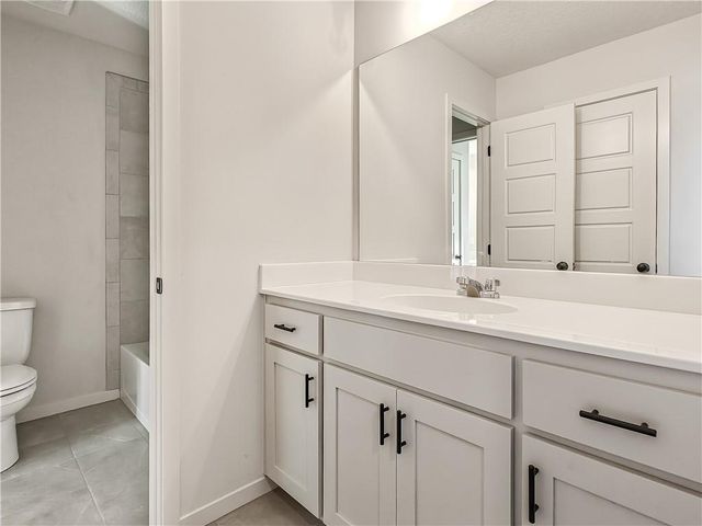 9292 Zarda Drive, Lenexa, KS 66227