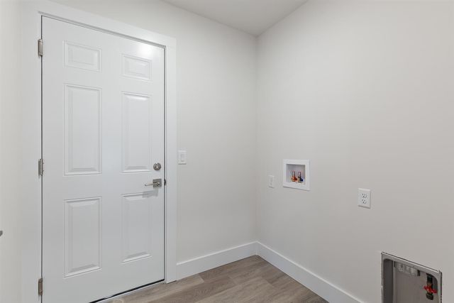 2511 Clinton Way, Jackson, MI 49201