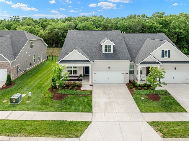 1413 Autumn Leaf Ln, Mount Juliet, TN 37122