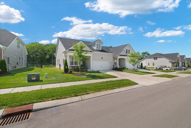 1413 Autumn Leaf Ln, Mount Juliet, TN 37122