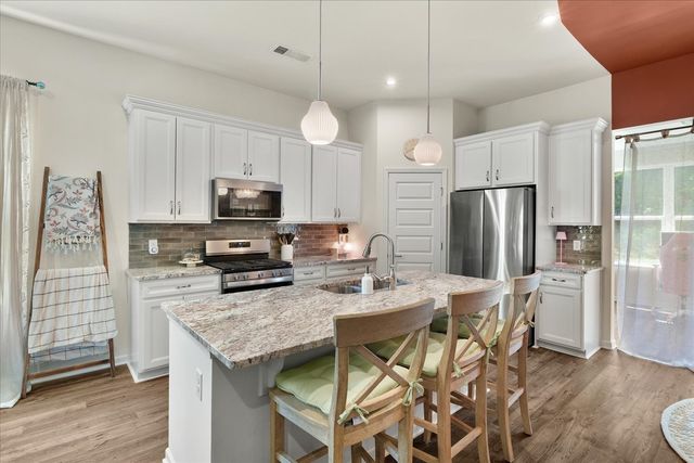 1413 Autumn Leaf Ln, Mount Juliet, TN 37122