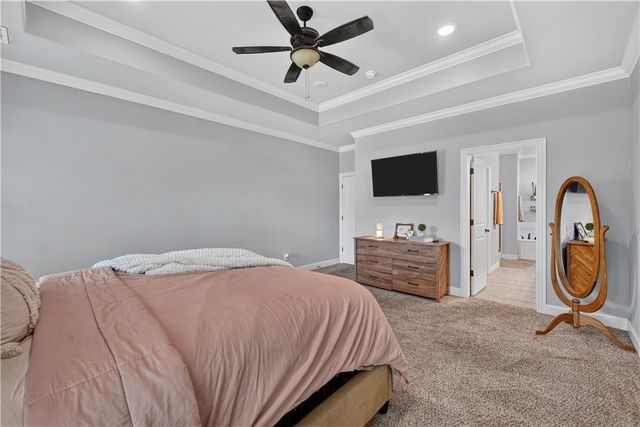 377 Penzo Avenue, Tontitown, AR 72762