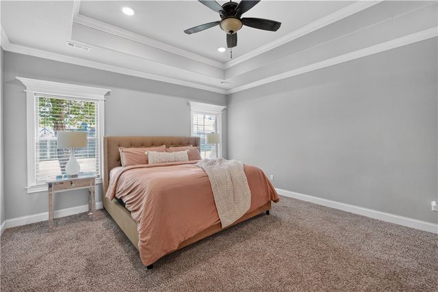 377 Penzo Avenue, Tontitown, AR 72762