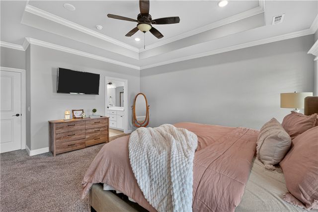 377 Penzo Avenue, Tontitown, AR 72762
