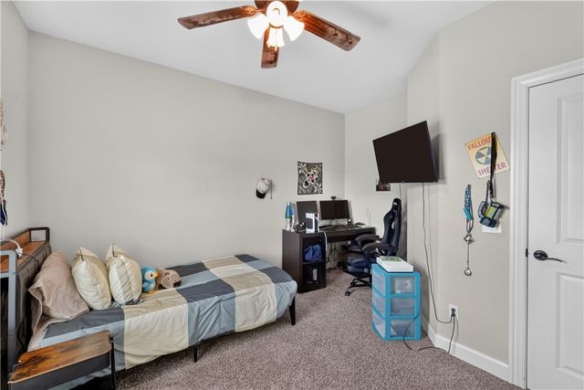 377 Penzo Avenue, Tontitown, AR 72762