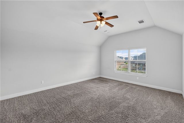 377 Penzo Avenue, Tontitown, AR 72762