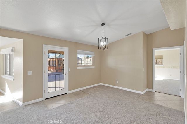 15889 Mojave, Hesperia, CA 92345