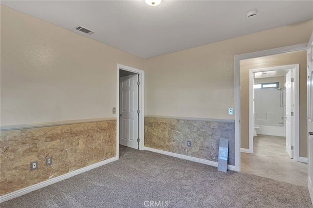 15889 Mojave, Hesperia, CA 92345