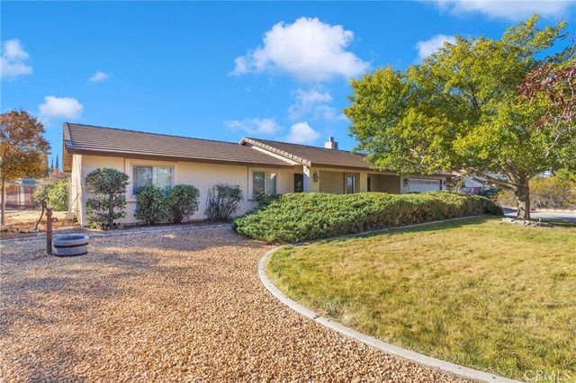 15889 Mojave, Hesperia, CA 92345