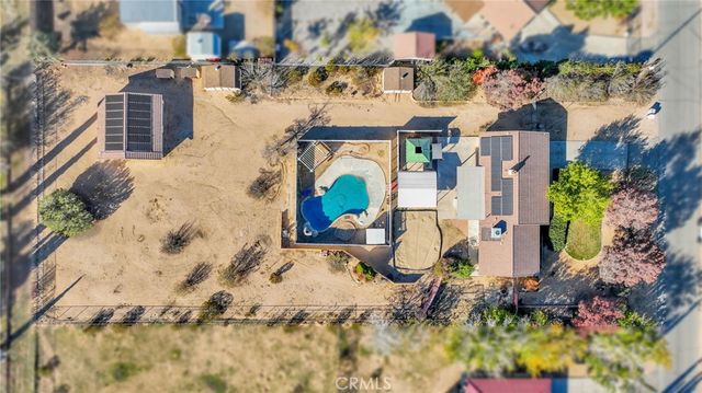 15889 Mojave, Hesperia, CA 92345