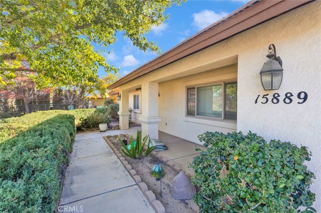 15889 Mojave, Hesperia, CA 92345