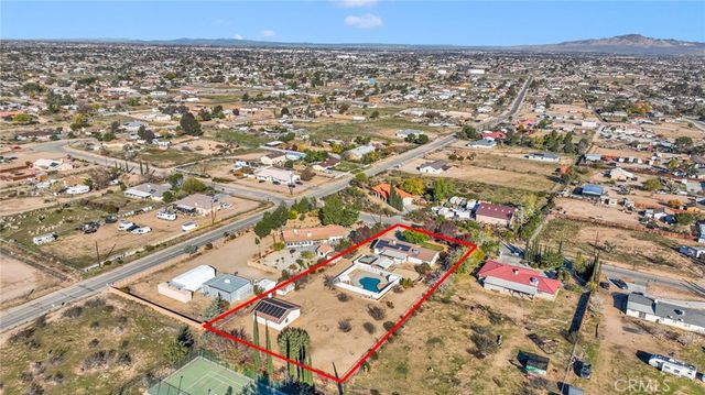 15889 Mojave, Hesperia, CA 92345