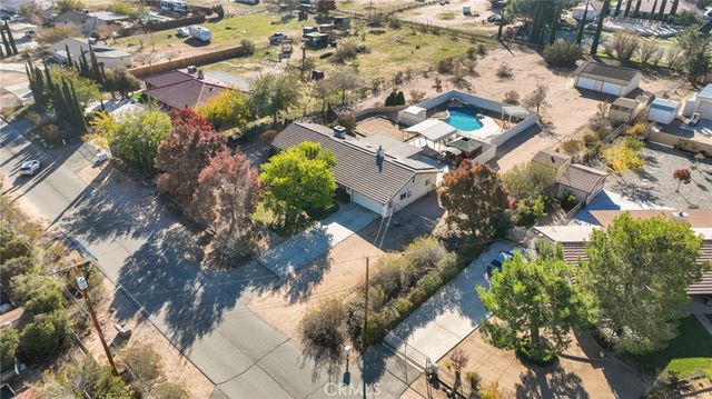 15889 Mojave, Hesperia, CA 92345