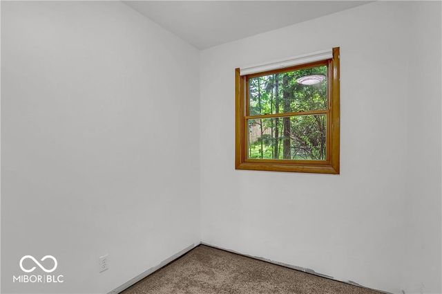760 W Pine Street, Zionsville, IN 46077