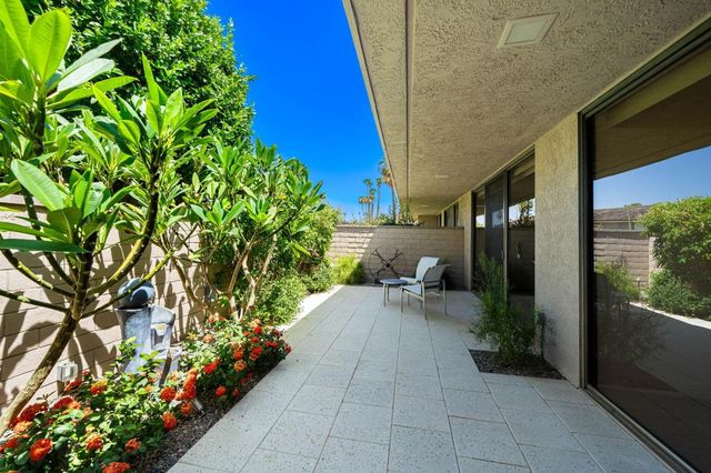 7 Dartmouth Drive, Rancho Mirage, CA 92270