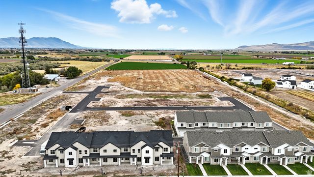 68 E 1225 S, Tremonton, UT 84337